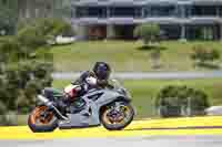 motorbikes;no-limits;peter-wileman-photography;portimao;portugal;trackday-digital-images